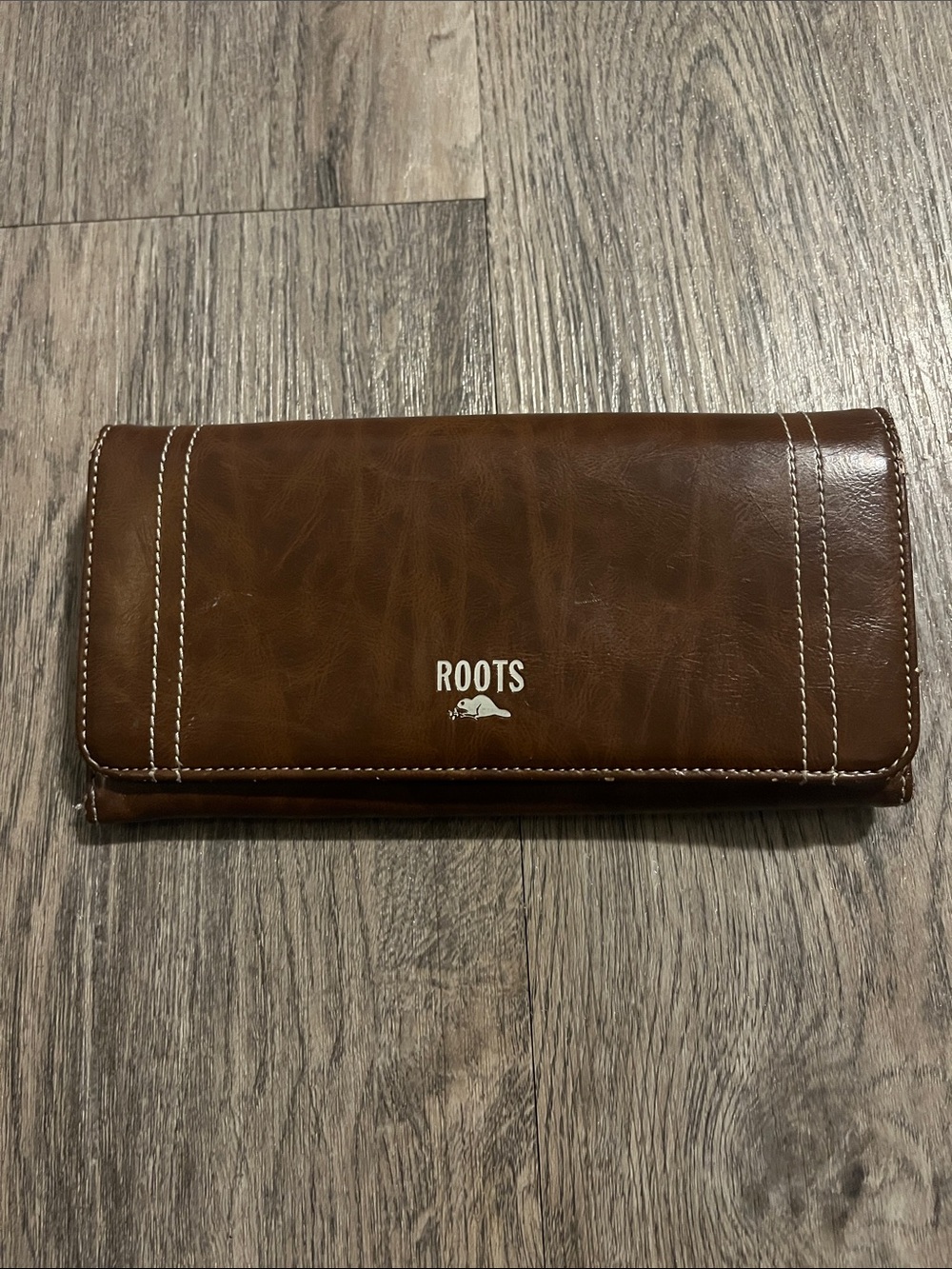 Roots Brown Leather Fold-Over Wallet